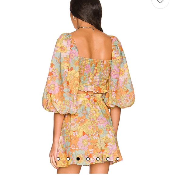 Show me your MuMu Jenna Top & Swing Mini Skirt Set - Picture 3 of 3